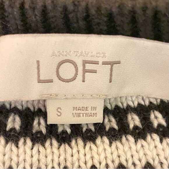 Ann Taylor Loft Black White Knit Sweater Womens Size Small Split Neck - Picture 4 of 5